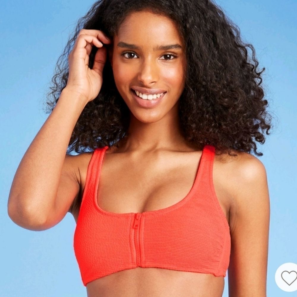 🌼NEW Super Cute Bikini Top Small